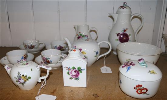A group of Meissen Marcolini period tea and coffee wares, 1774-1814, height 8.5cm (22), occasional minor damage